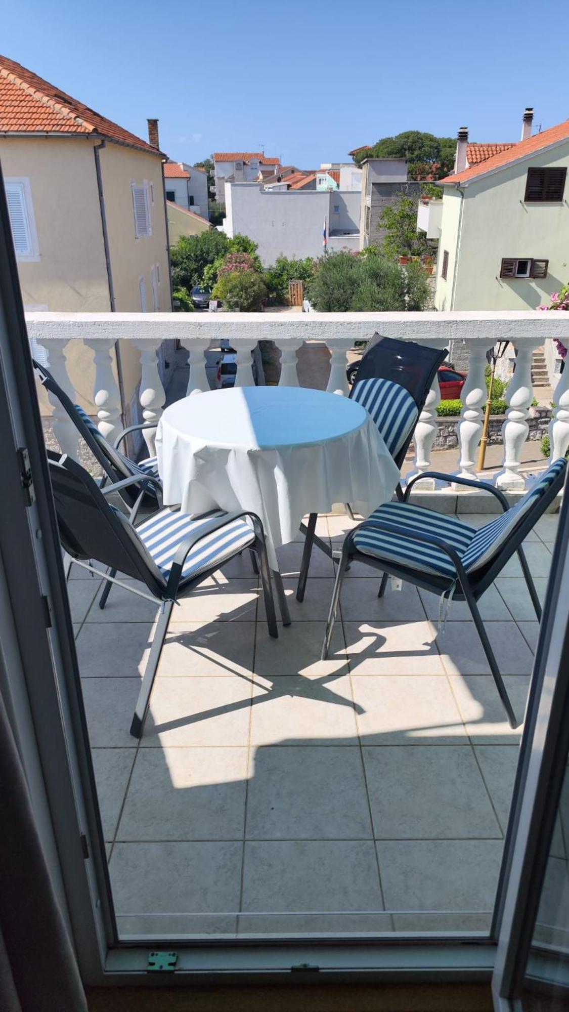 וודיצה Apartments Suri מראה חיצוני תמונה