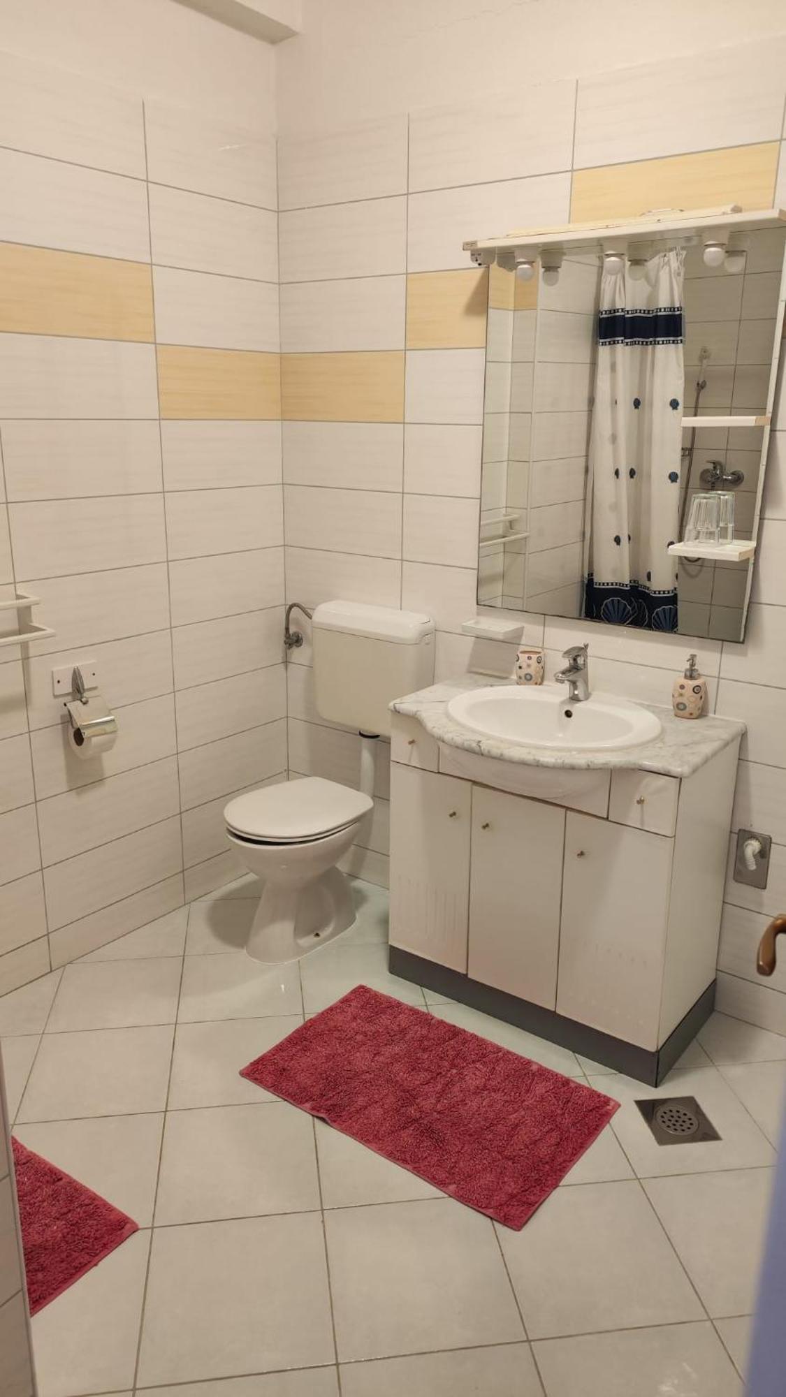 וודיצה Apartments Suri מראה חיצוני תמונה